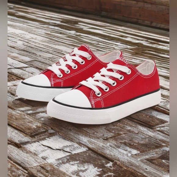NWT Toddler Canvas Sneakers, Non-Slip Durable Sports Shoes Unisex Red Size 8 - Picture 2 of 4